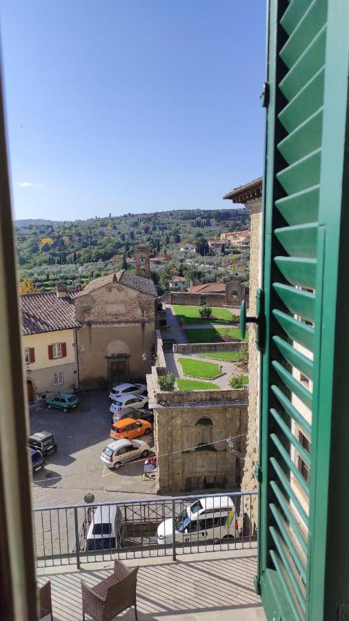 Hotel Logge Dei Mercanti Monte San Savino Exterior foto