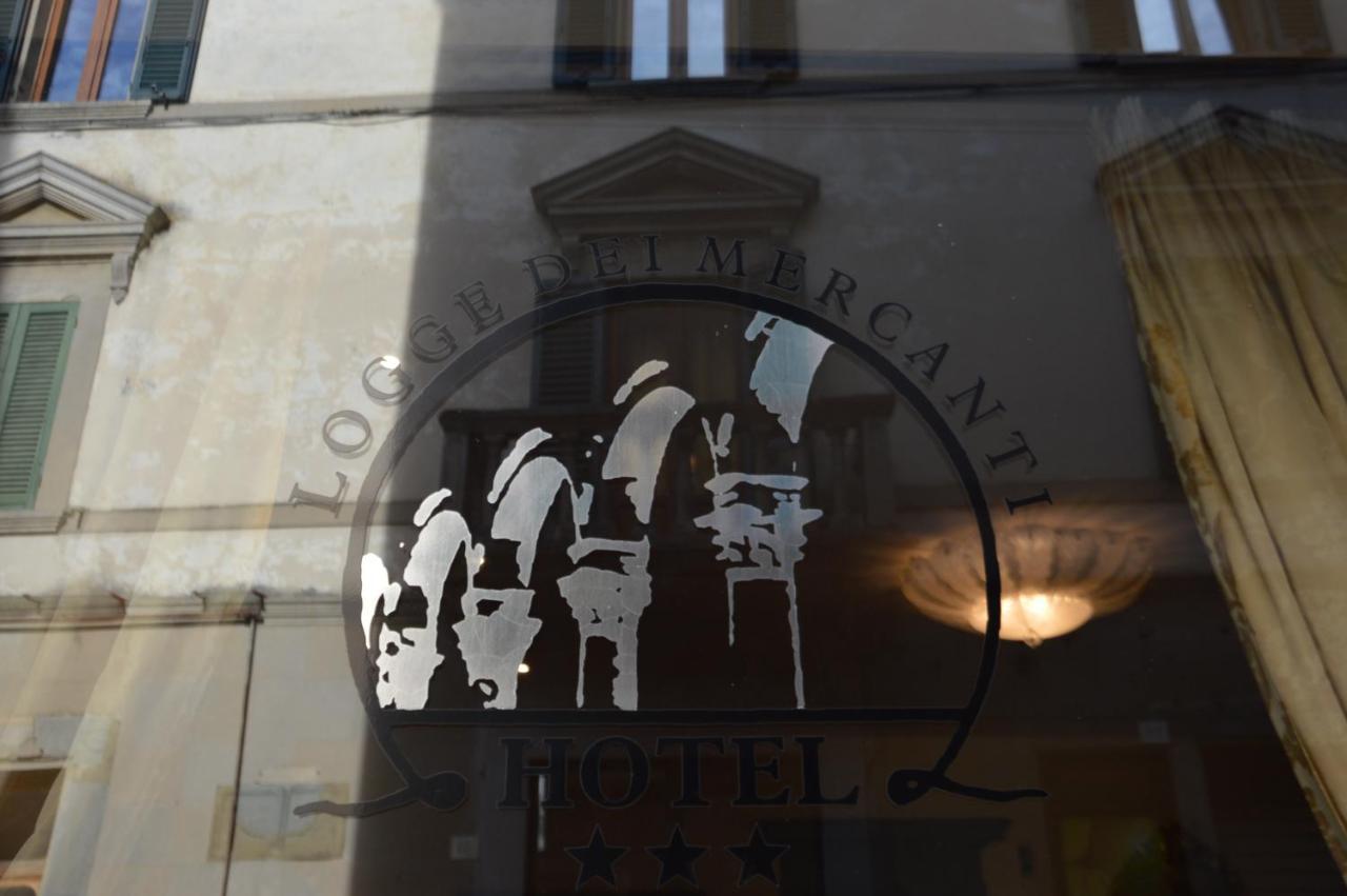 Hotel Logge Dei Mercanti Monte San Savino Exterior foto